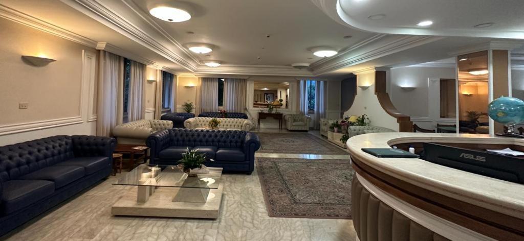 Mondial Park Hotel Fiuggi Bagian luar foto